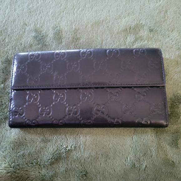 Gucci Handbags - Beautiful gucci guccimas wallet